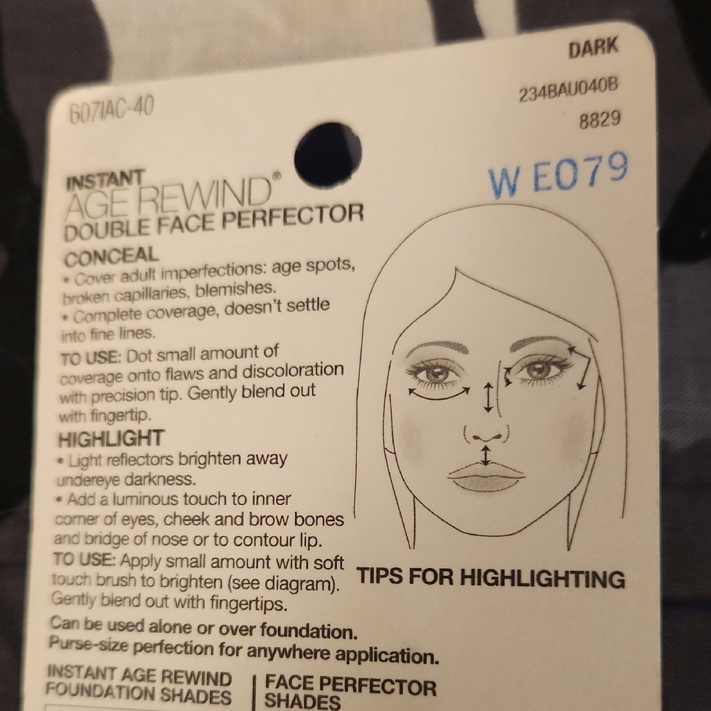 Maybelline Instant Age Rewind Double Face Perfector Dark - Picture 4 of 5